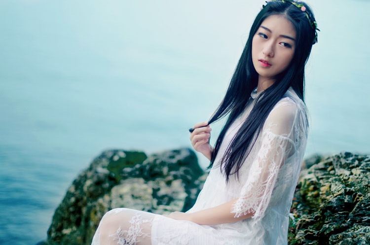 高清中国内地美女皮衣诱惑性感李颖芝机车造型帅气迷人车模美女图图片