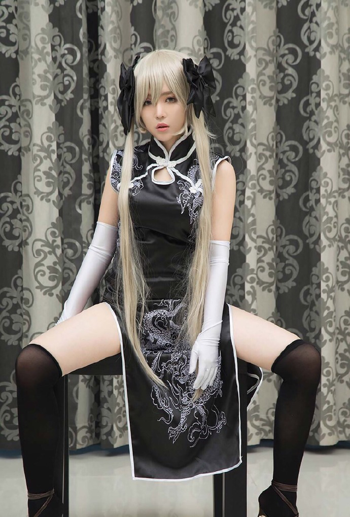 个性非主流COSPLAY美女写真图片