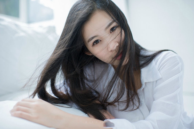 美女求斯图片