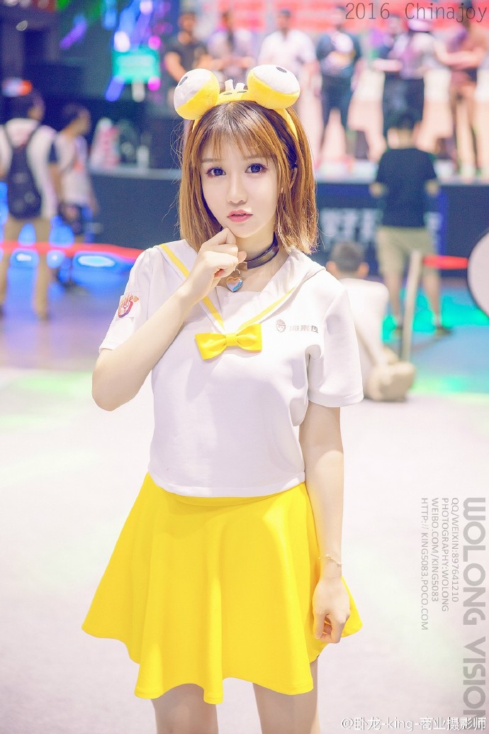 可爱女孩Chinajoy展上百媚千娇的ShowGirl图片
