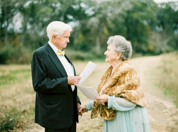 袁弘张歆艺婚纱照图片 浪漫纯真又甜蜜图片