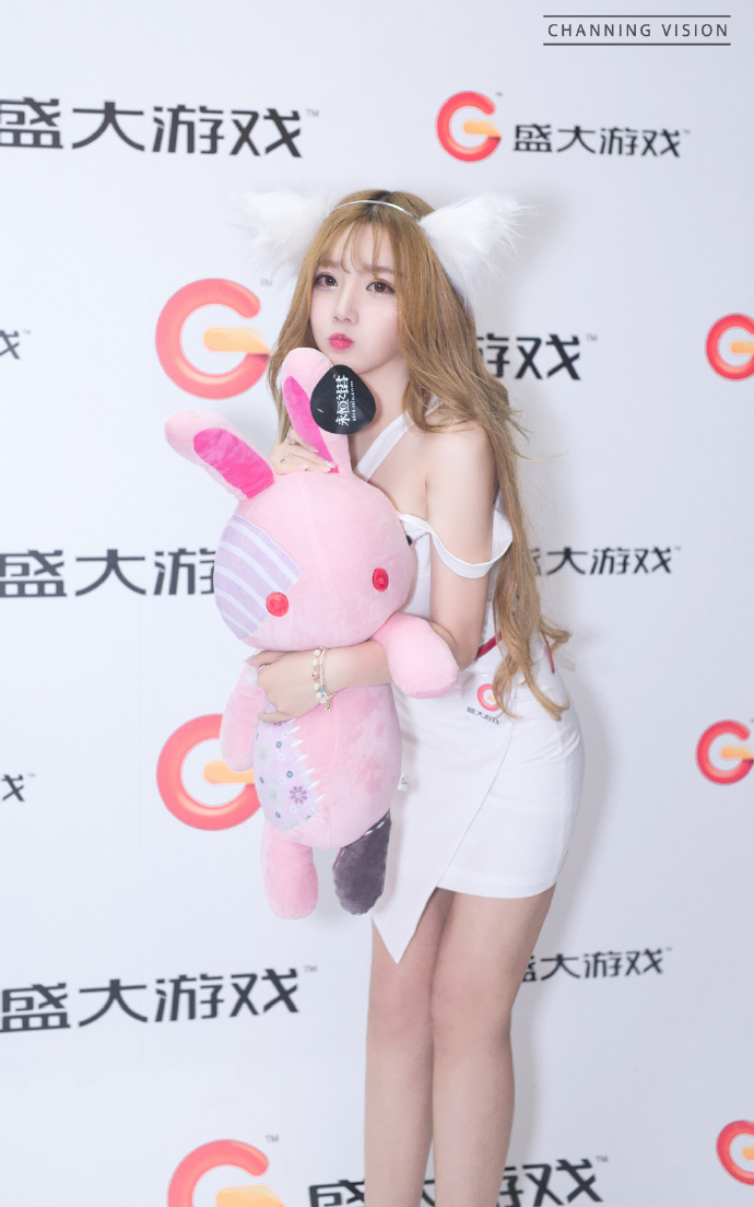 90后性感小猫咪写真图片