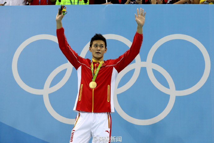 陈丹婷整容成的杨幂 整容前丑照大流露图片