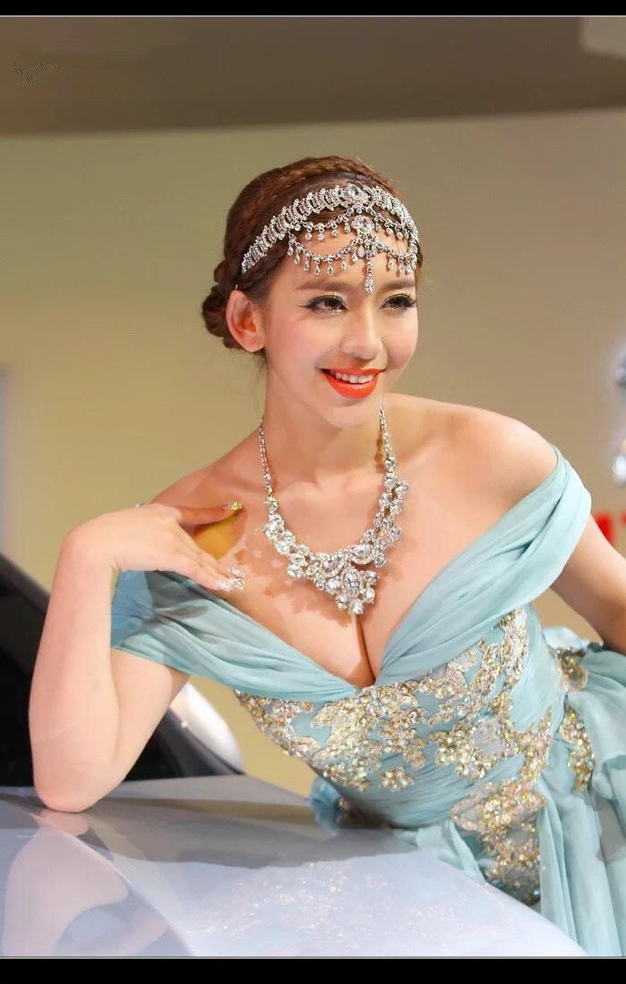 中国内地女演员清纯美女范曹阳安卓手机壁纸图片 中国内地女演员清纯美女范曹阳安卓手机壁纸图片