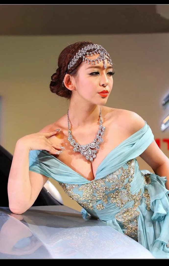 中国内地女演员清纯美女范曹阳安卓手机壁纸图片
