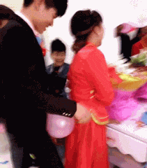 性感嫩模丰胸细腰长腿迷人写真图片