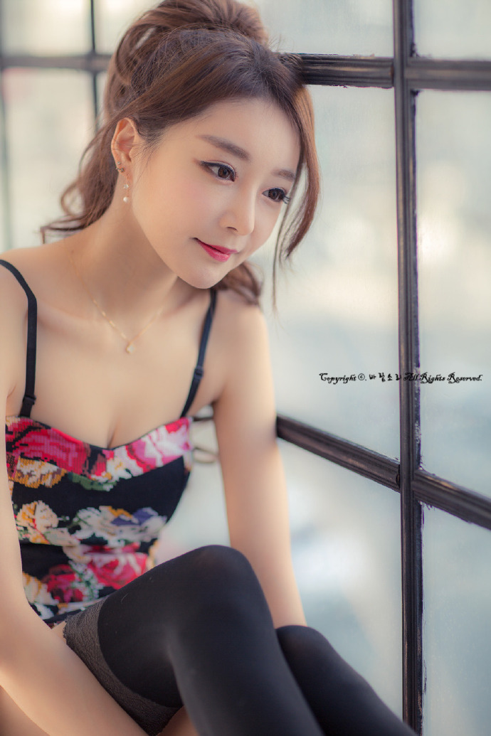 性感美女黑丝袜销魂私房写真图片