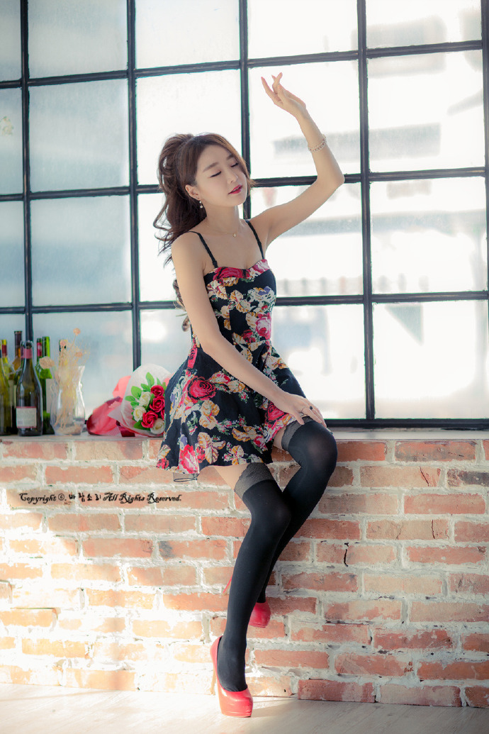 性感美女黑丝袜销魂私房写真图片