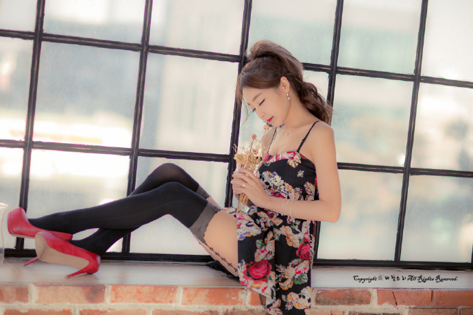 性感美女黑丝袜销魂私房写真图片