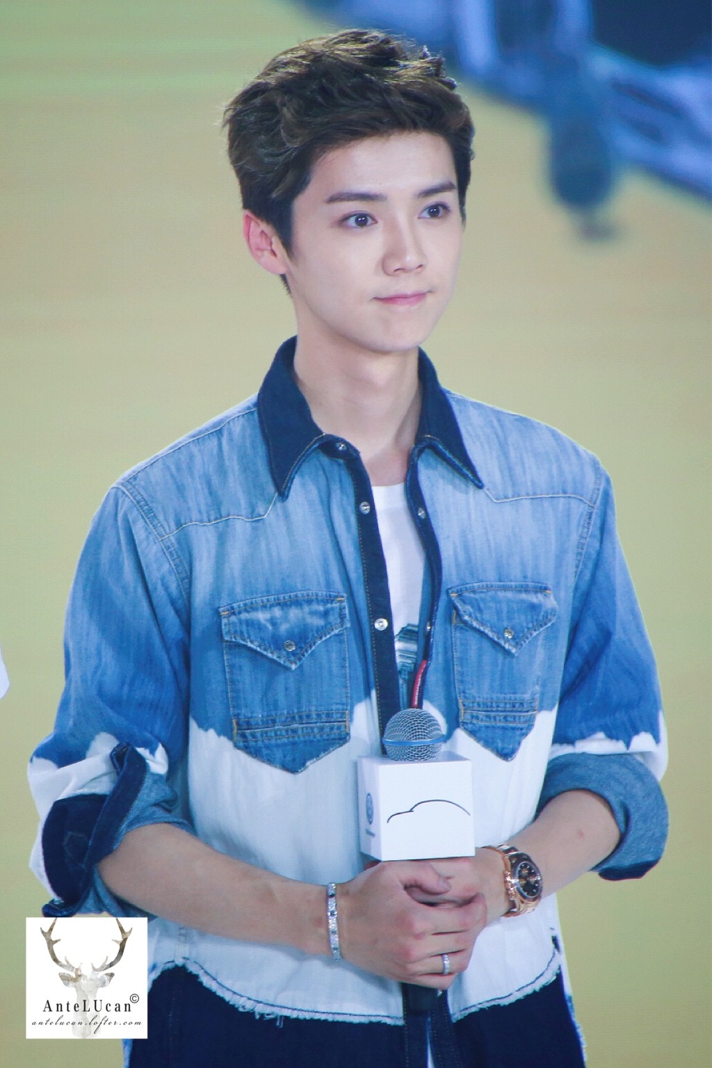 鹿晗120401北京出道showcase演唱饭拍图汇总（二）图片