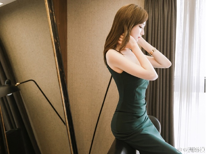 清纯美女 90后mm蕾丝睡裙私房诱惑写真美女图片图片