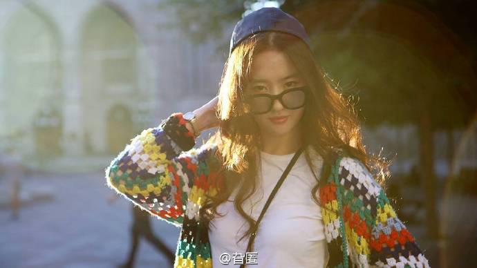 刘亦菲蒙特利尔街拍写真图片：神仙姐姐图片