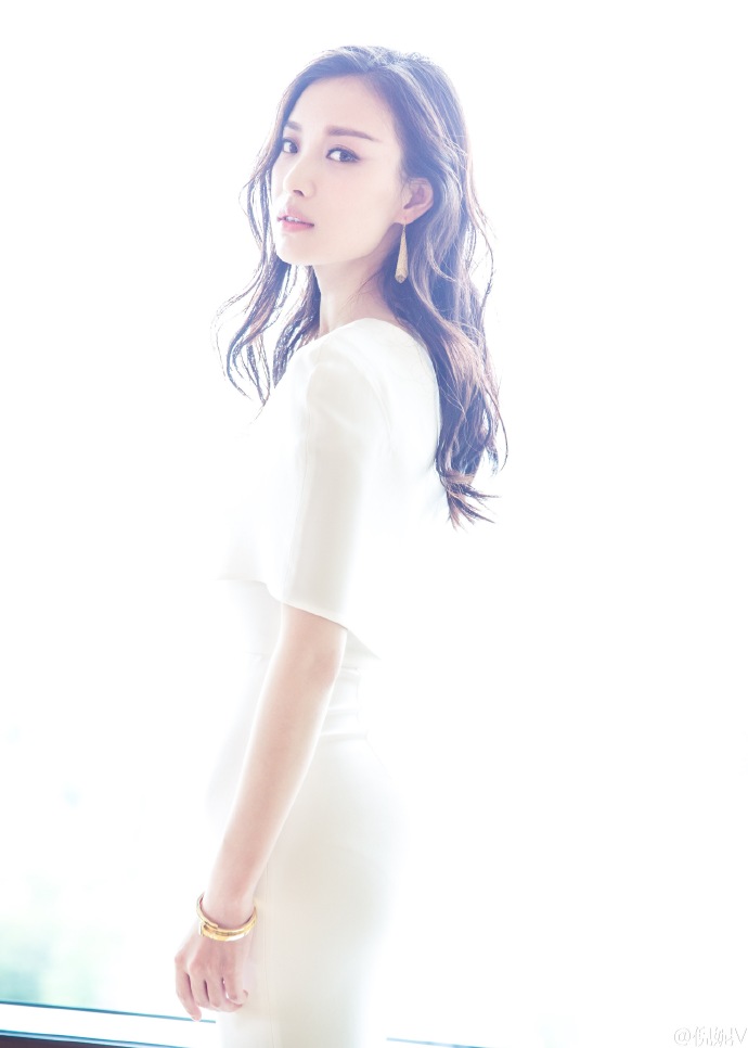 倪妮2014活动大图集第十弹 与angelababy等共获微博女神图片