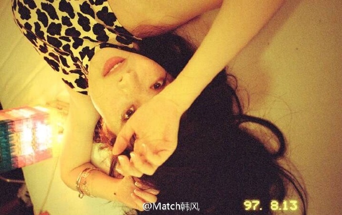 时尚女郎倪妮登VOGUE七月刊封面唯美图片图片