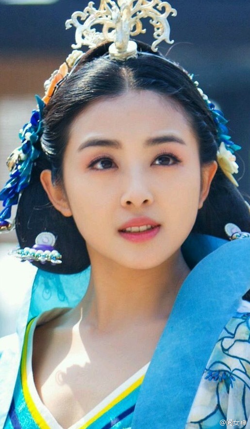 张含韵图片