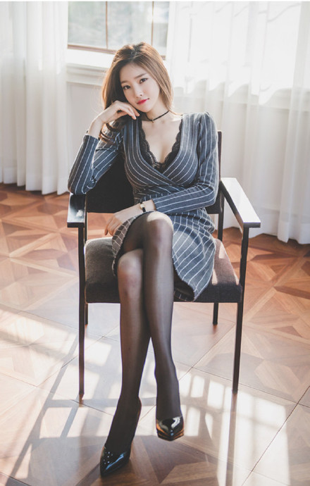 性感美女黑丝袜销魂私房写真图片