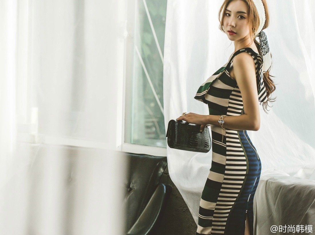 极品韩国嫩模写真性感火辣肉弹诱惑美女图图片