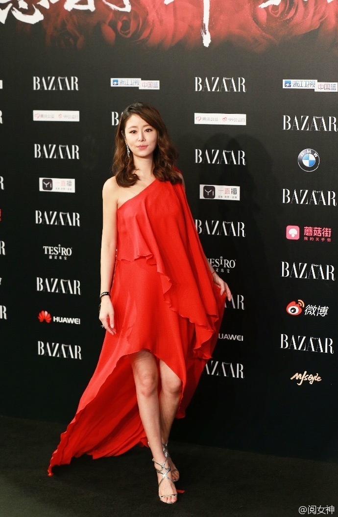 最美红颜林心如时尚帅气登封面 御女驾到很养眼林心如杂志图片图片