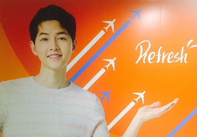 韩国男星李钟硕时尚个性写真手机壁纸图片