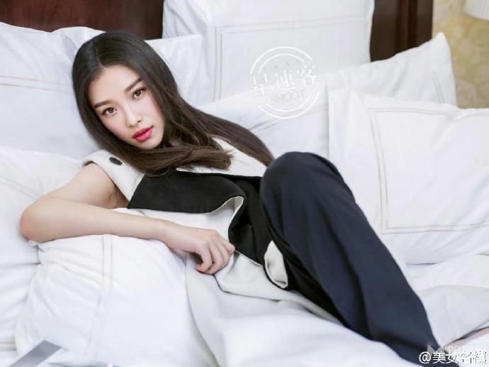 倪妮2015纽约大都会MetBall盛宴 性感成熟更增朦胧美图片