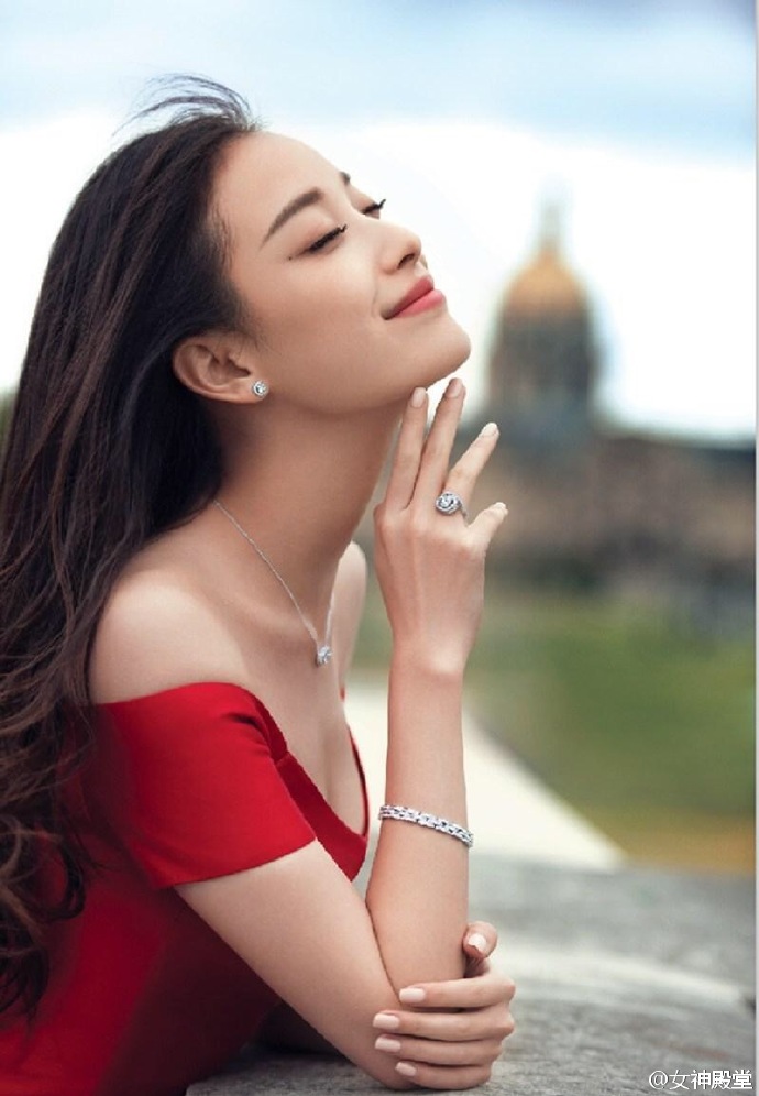 气质女神倪妮红裙性感时尚高清绝美写真图片图片