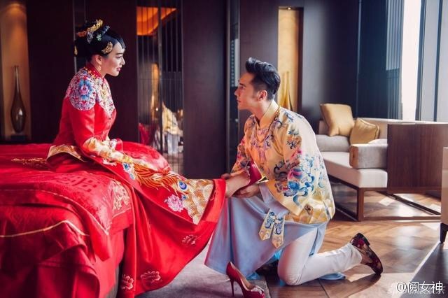 袁弘张歆艺婚纱照图片 浪漫纯真又甜蜜图片