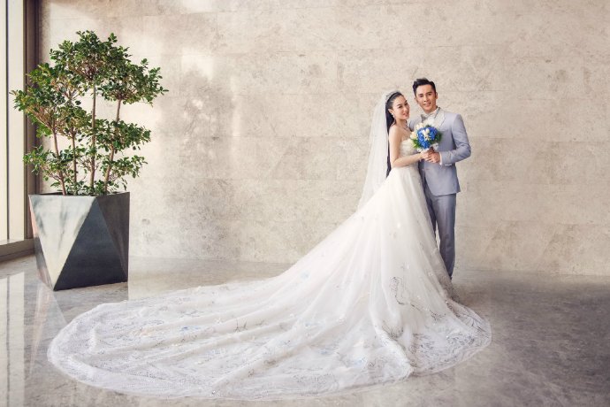 钟丽缇张伦硕婚礼婚纱照写真图片图片