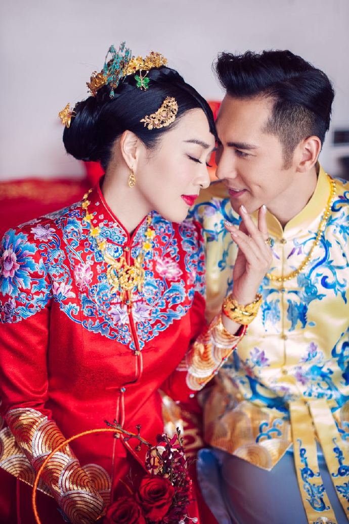 钟丽缇与张伦硕曝光婚纱照：姐弟恋修成正果图片