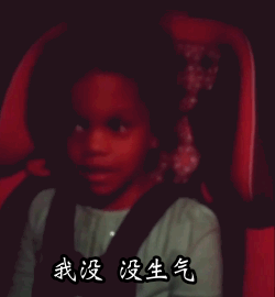 张俪万圣节写真曝光  把玩针筒大胆出位图片