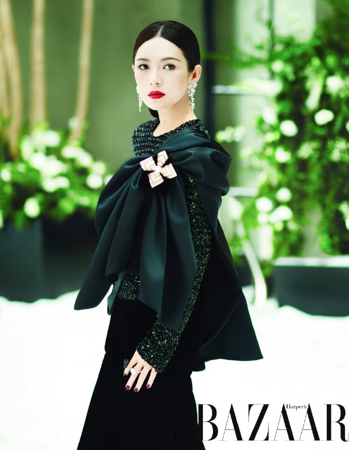 章子怡《时尚芭莎》最新写真图片图片