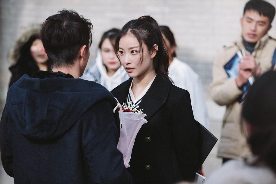 倪妮2015纽约大都会MetBall盛宴 性感成熟更增朦胧美图片