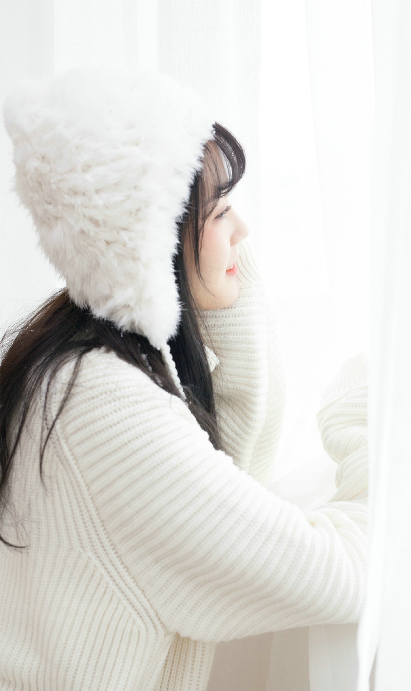短发少妇十六性感居家写真图片图片