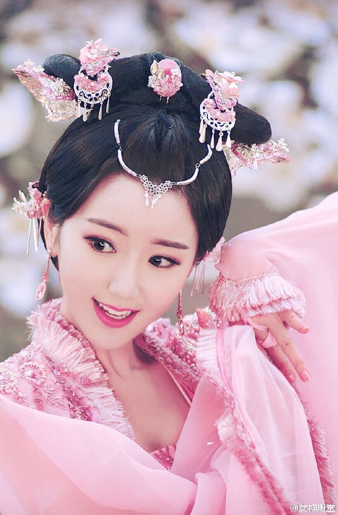 高清中国天津女演员锦绣未央毛晓彤古装精美剧照图片二喜古装写真图片