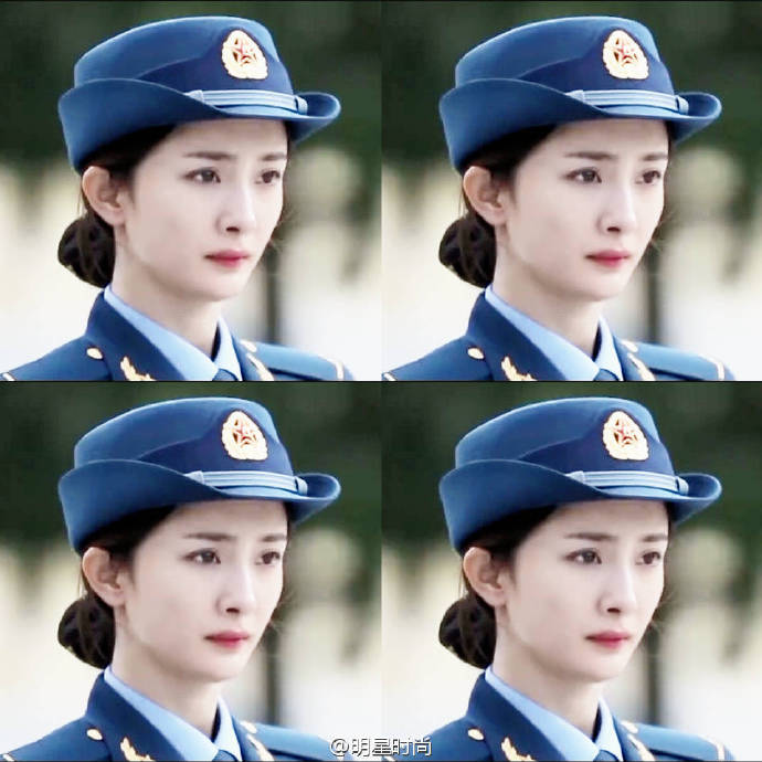 正真男子汉杨幂穿上礼宾服的杨幂英姿飒爽图片
