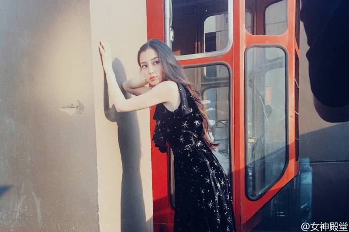 angelababy杨颖时尚杂志冷艳绝美写真大片图片