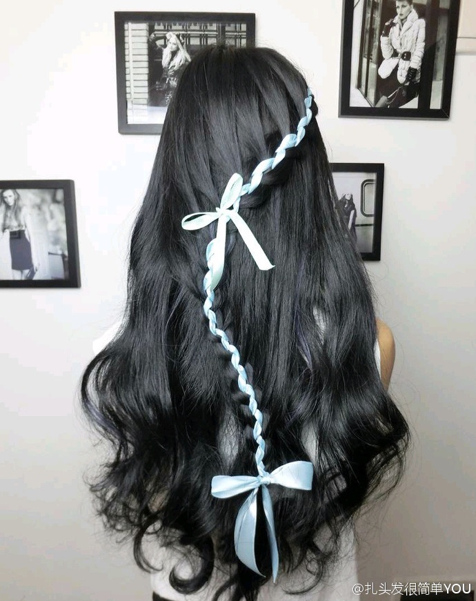 高清林允蝴蝶结甜笑靓丽写真图片