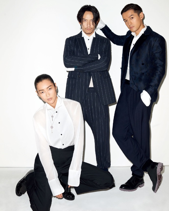 刘雯携手胡歌、张震共同演绎Vogue China12月刊时装大片图片