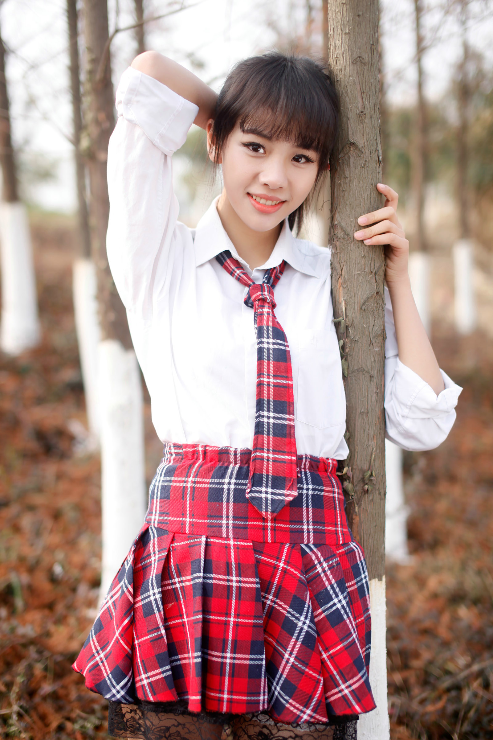 美少女泳池中变身巡音露卡图片 美少女泳池中变身巡音露卡图片