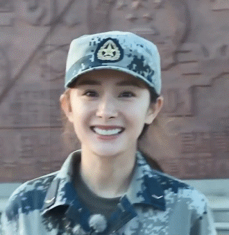 杨幂桌面壁纸之最红的内地女星图片