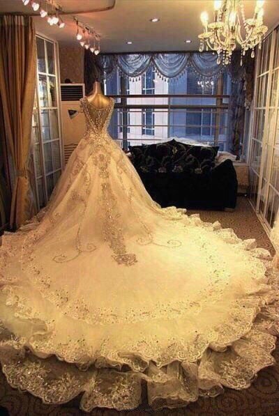 唯美梦幻的婚纱礼服图片 每个女生的梦想图片