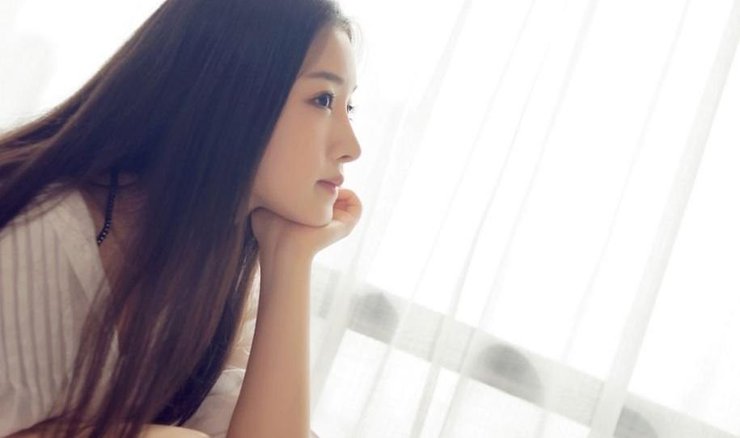 清纯mm 白色衬衫唯美写真图片