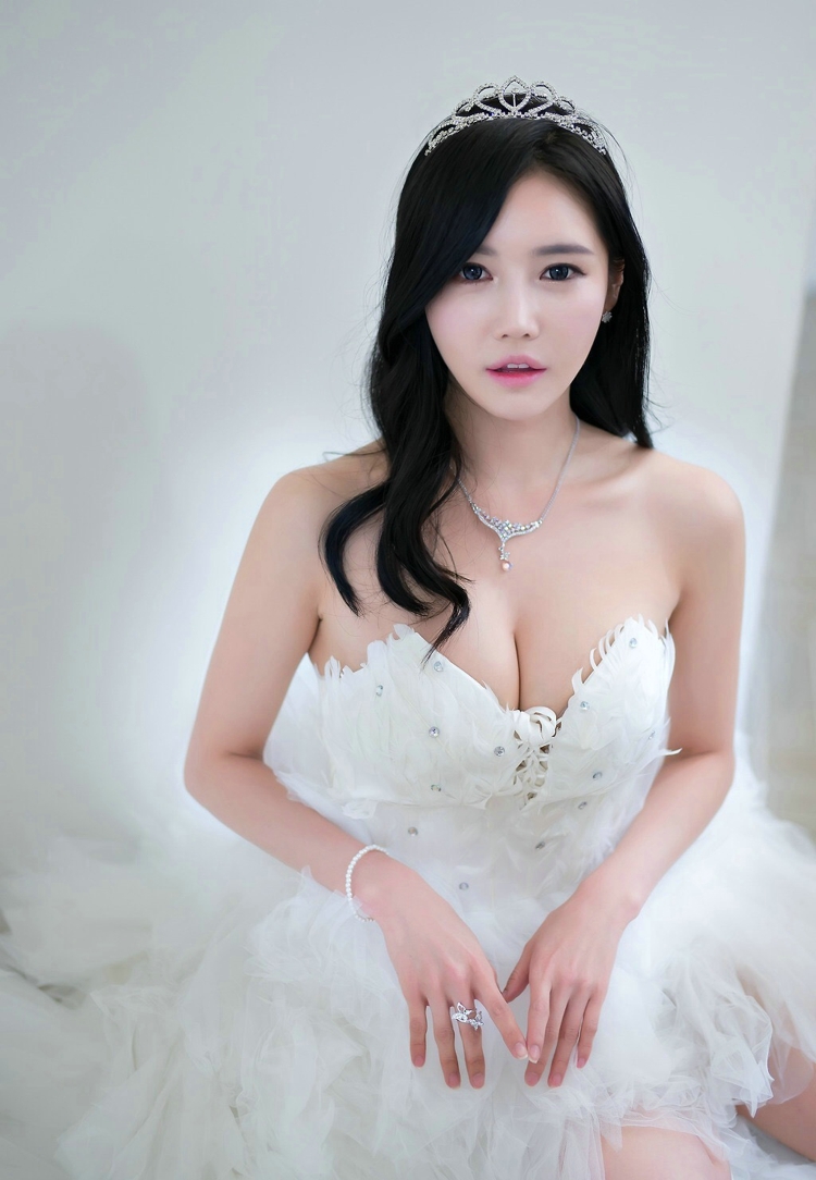 容祖儿首披婚纱 愿做小女人图片