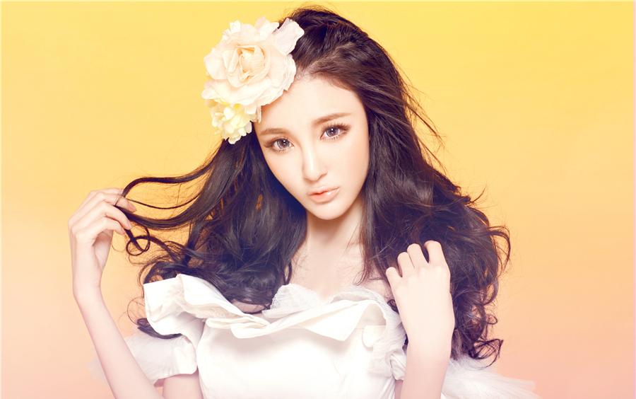 中国湖南衡阳女演员刘雨欣活力清纯俏皮写真高清图片图片