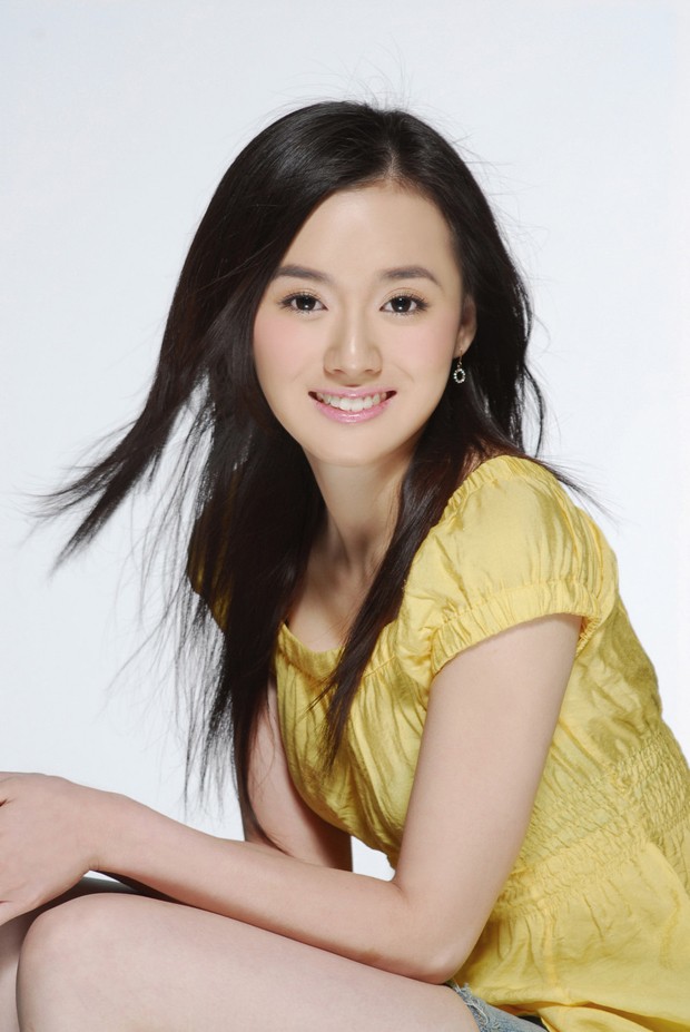 高清山东省青岛美女江铠同冷艳洋装小女人霸气时尚写真图片