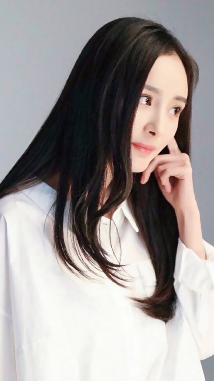 人气小花旦杨幂夏日复古风甜美写真桌面壁纸(三)图片