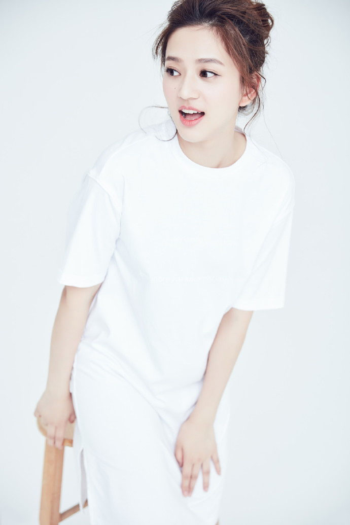女星唐本图片