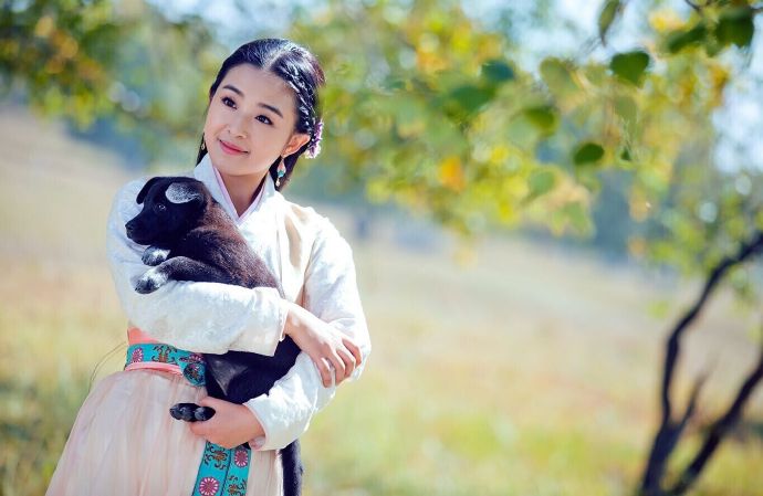 张含韵清纯甜美写真图片图片