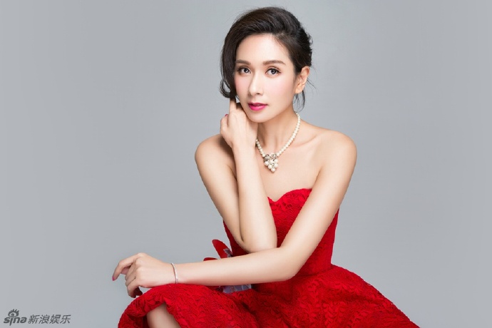 最美亚姐杨恭如性感高挑极致诱惑大胆艺术写真图片合集图片