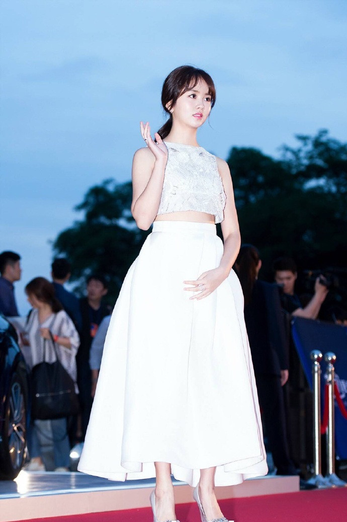 高清韩国女演员美女金所炫时尚杂志写真图片图片