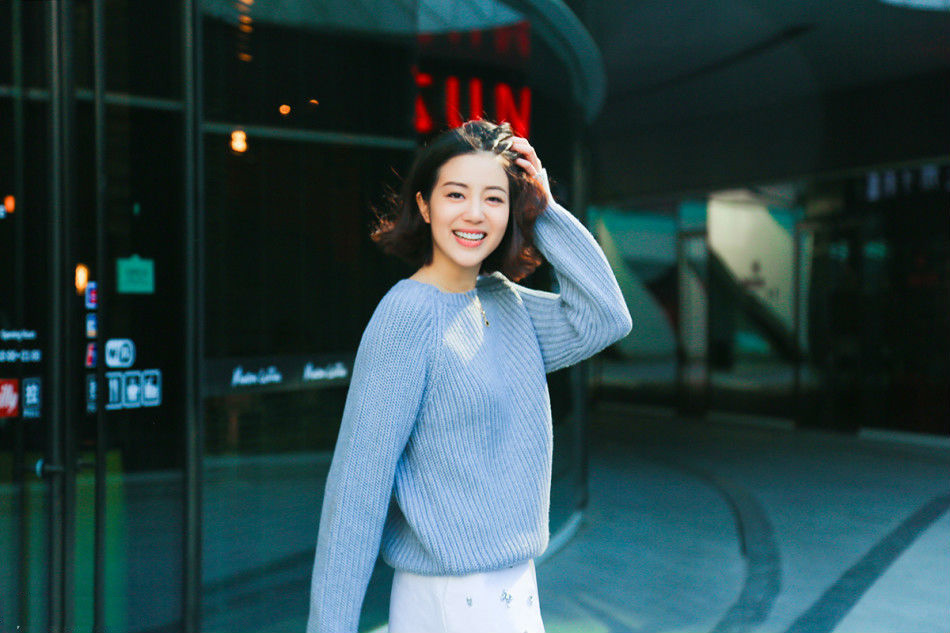 李溪芮图片